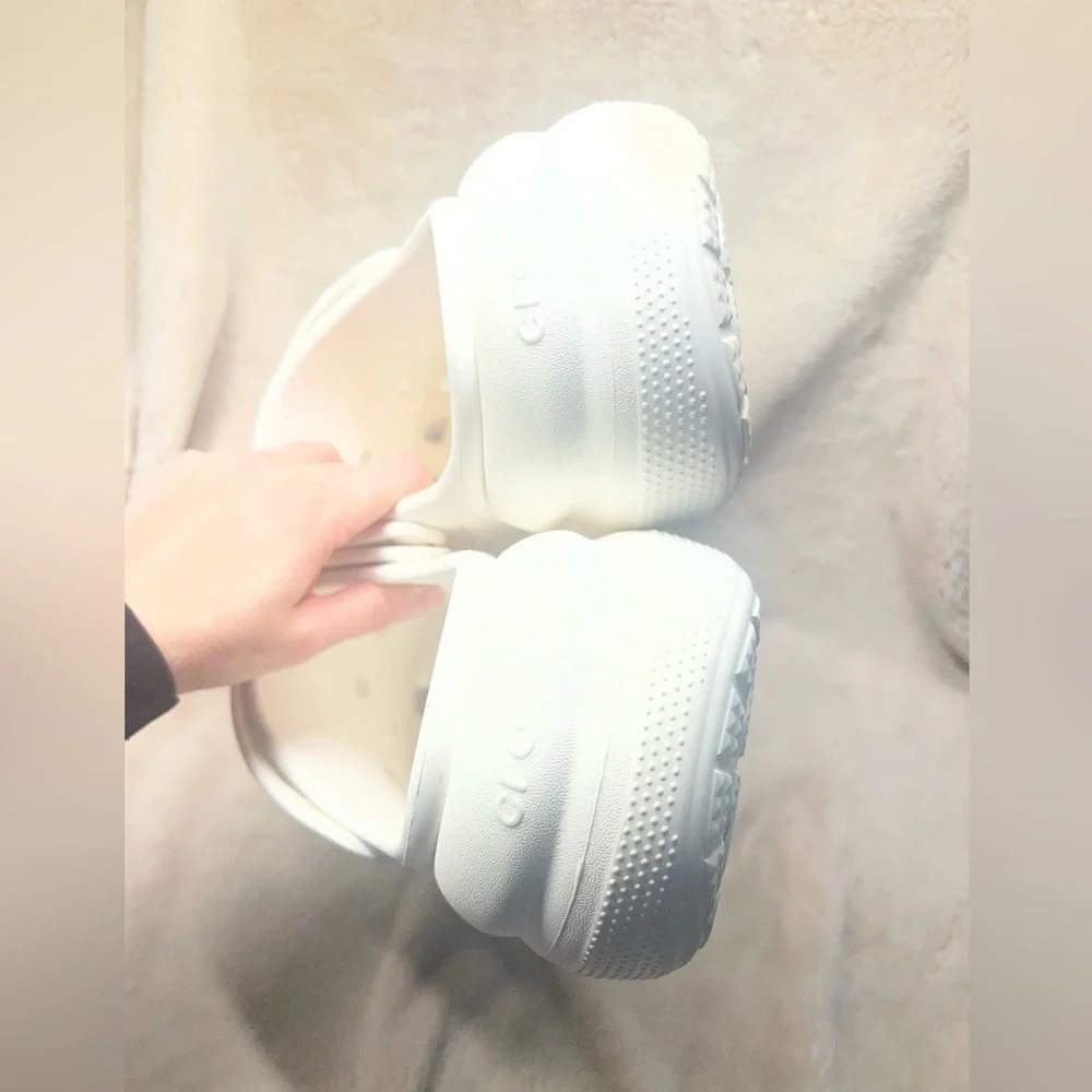 Crocs Classic Crush Clogs in white mens 13